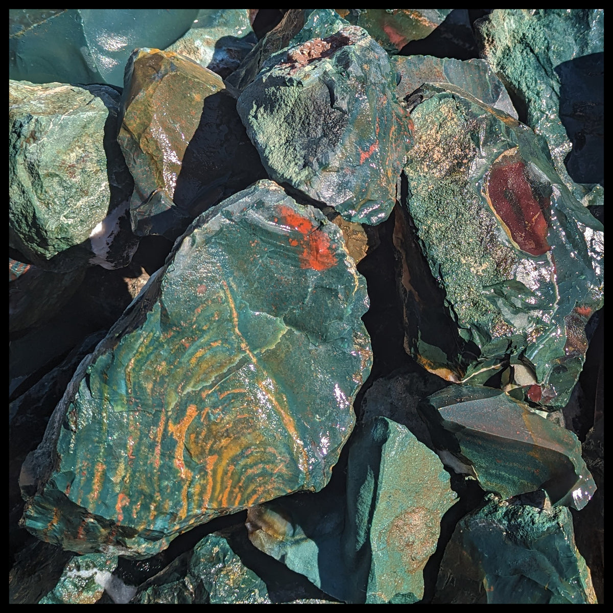 Bloodstone, Rough Rock, per lb| The Gem Shop,
