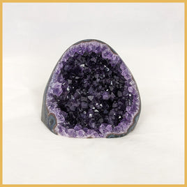 AME239 Amethyst Stand-up, Polished Edge