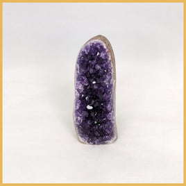 AME252 Amethyst Stand-up, Polished Edge