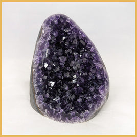 AME256 Amethyst Stand-up, Polished Edge
