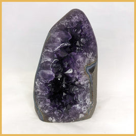 AME258 Amethyst Stand-up, Polished Edge