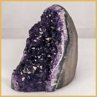 AME272 Amethyst Stand-up, Polished Edge