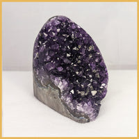 AME272 Amethyst Stand-up, Polished Edge