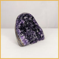 AME280 Amethyst Stand-up, Polished Edge