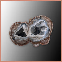 BST103pr Blue Star Thunderegg Specimen Pair