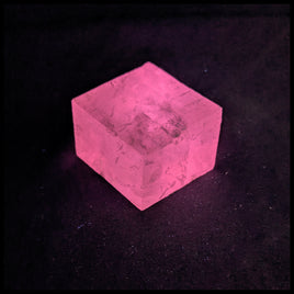 CAL103 Fluorescent Calcite