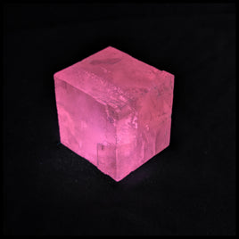 CAL104 Fluorescent Calcite