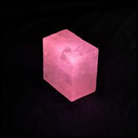 CAL108 Fluorescent Calcite