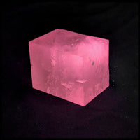 CAL110 Fluorescent Calcite