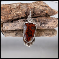 FAS334JD Kentucky Agate Pendant