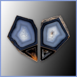 POL633pr Polyhedroid Agate Pair