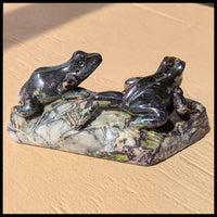 SFR101 Serpentine Frog Carving