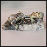 SFR102 Serpentine Frog Carving