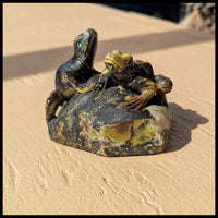 SFR107 Serpentine Frog Carving