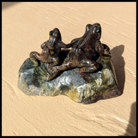 SFR108 Serpentine Frog Carving