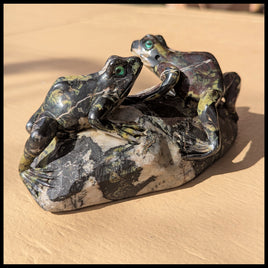 SFR115 Serpentine Frog Carving