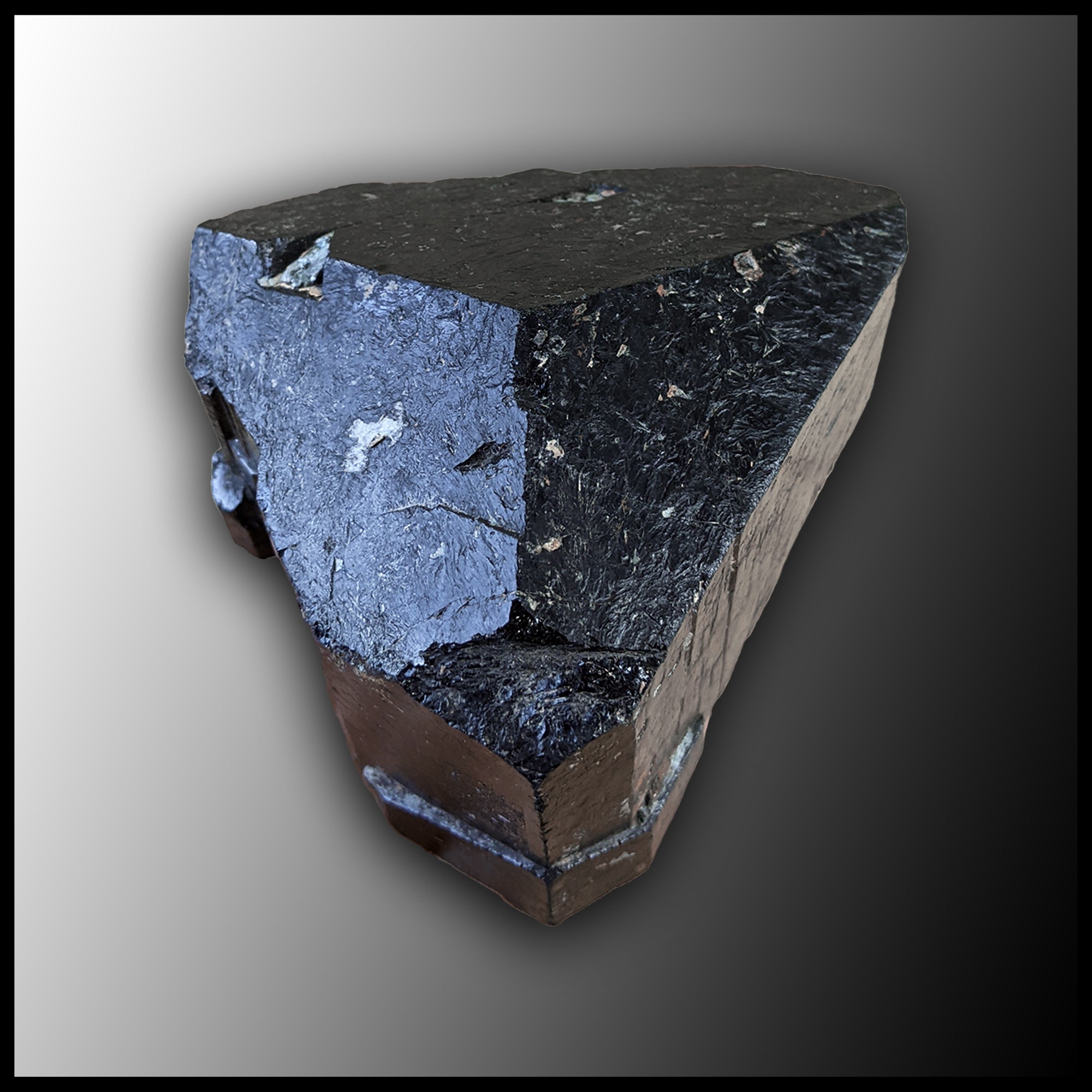 BLT193 Black Tourmaline| The Gem Shop, Inc.