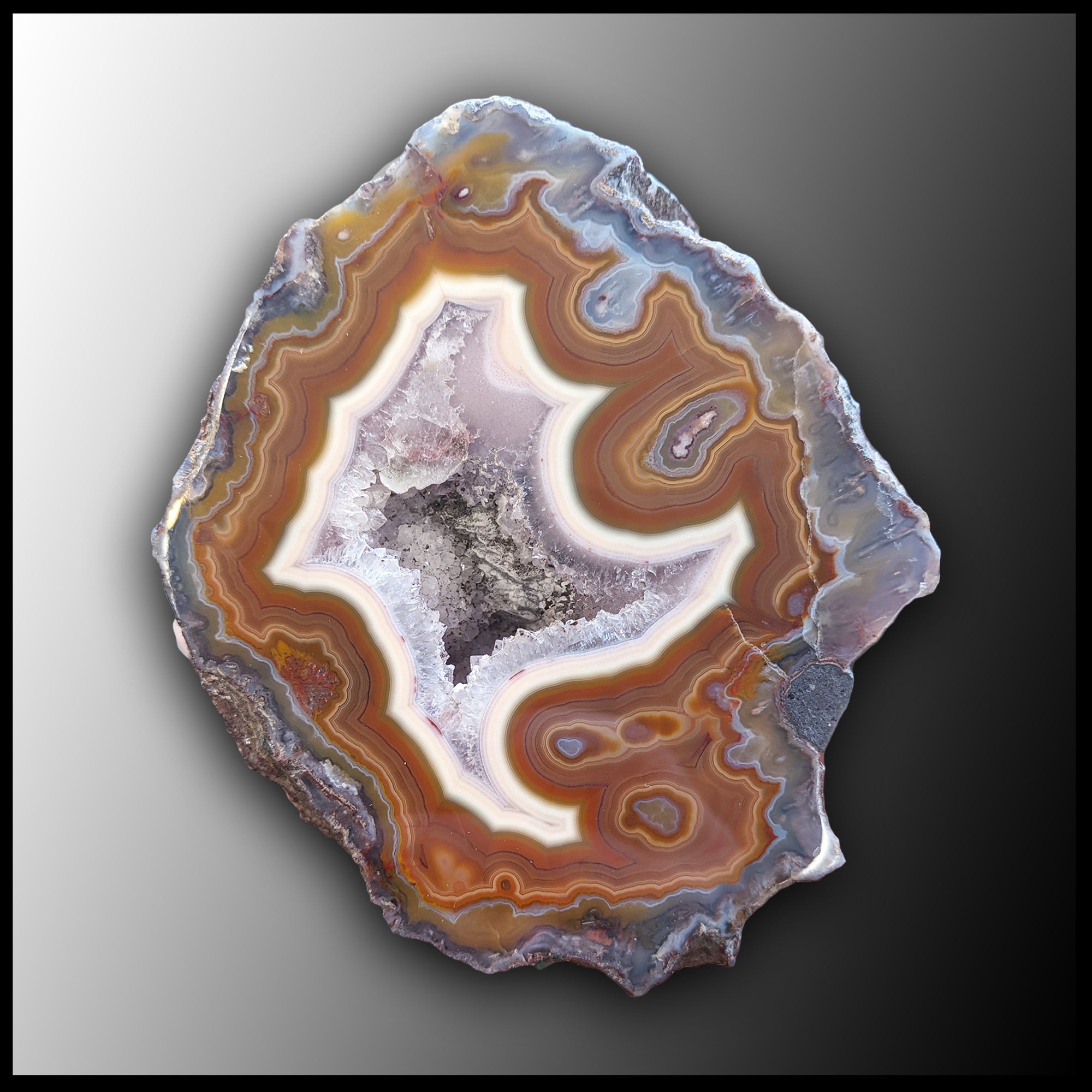 MRC208JR Moroccan Agate Specimen| The Gem Shop, Inc.