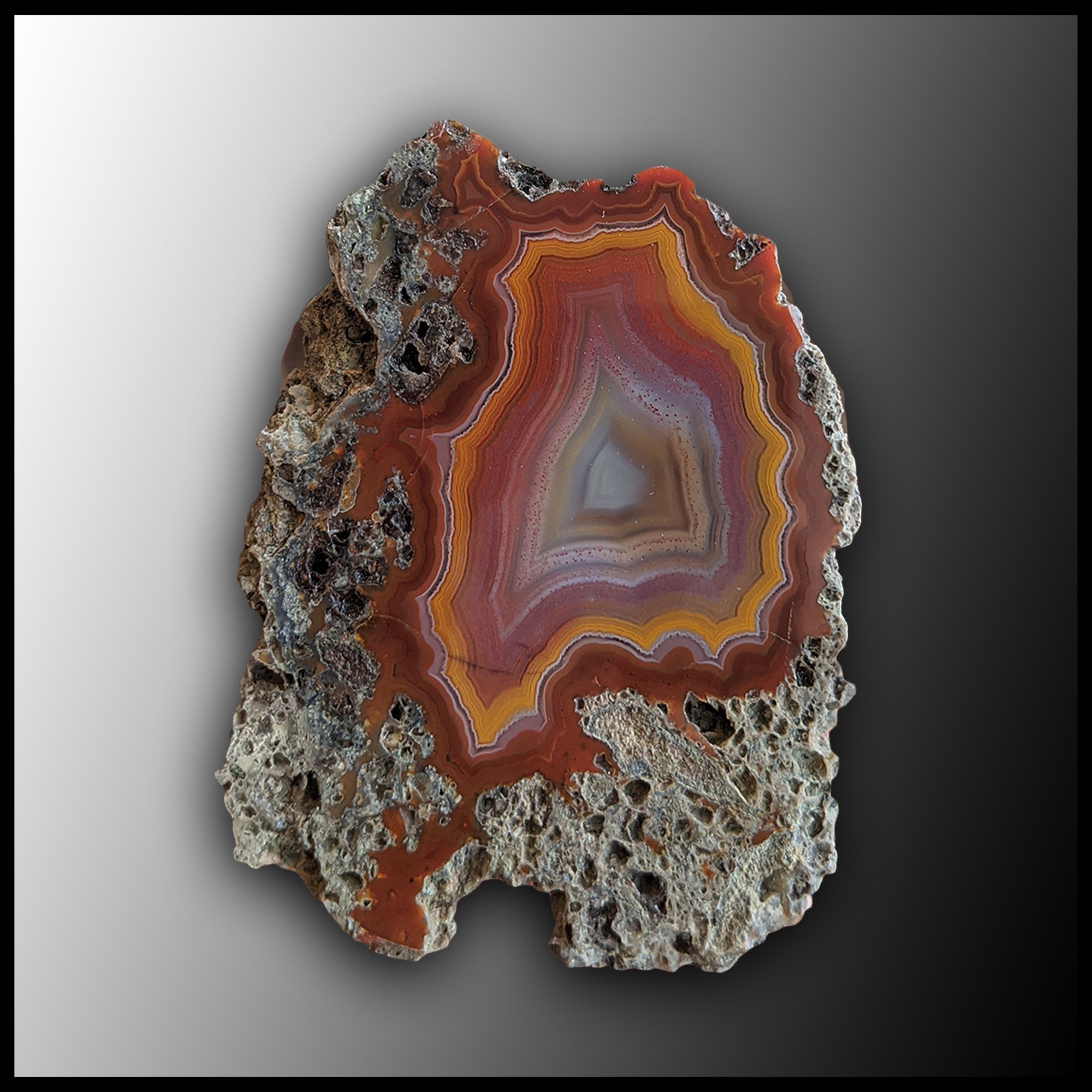 MRC254JR Moroccan Agate Specimen| The Gem Shop, Inc.