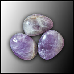 Amethyst Pebble, Light