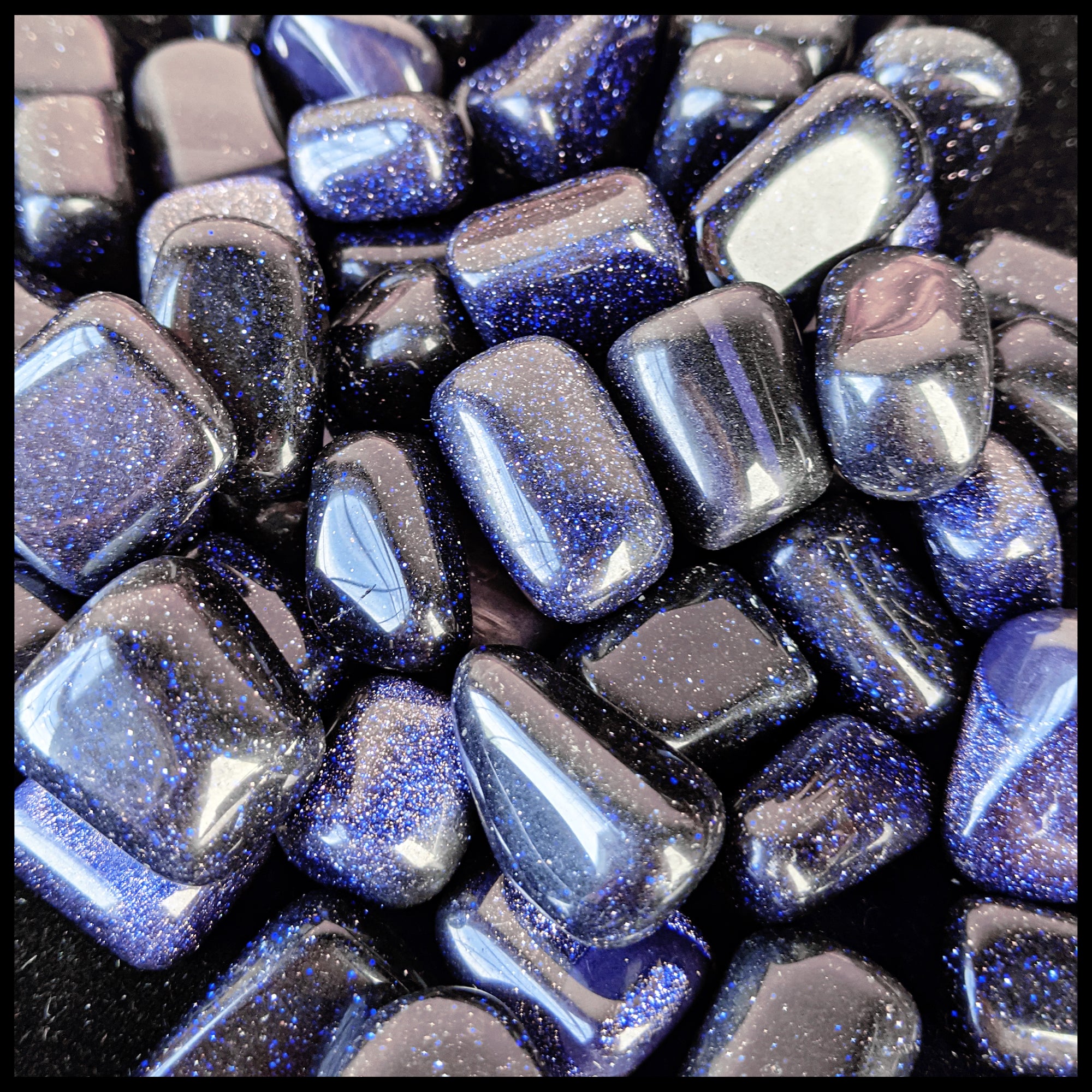 Blue Sandstone Black Sparkly Dark Blue Stone NWPNLXEA Blue